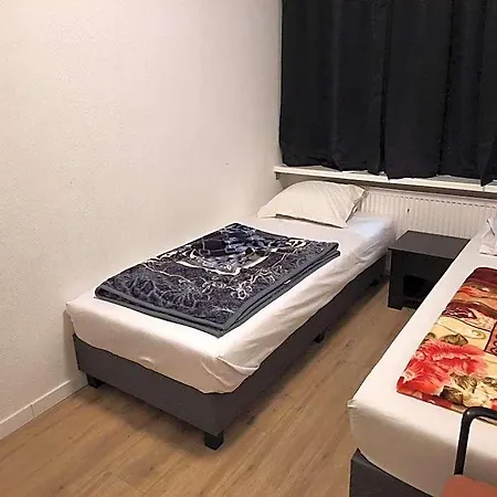 Guest House Amsterdam *